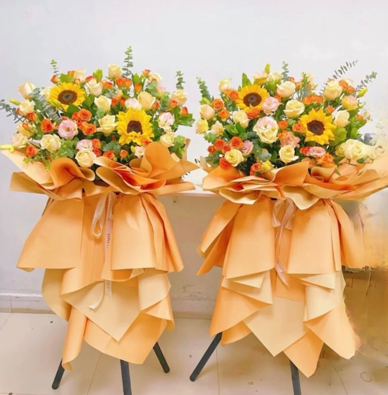 Golden Garden Style Opening Flower Basket
