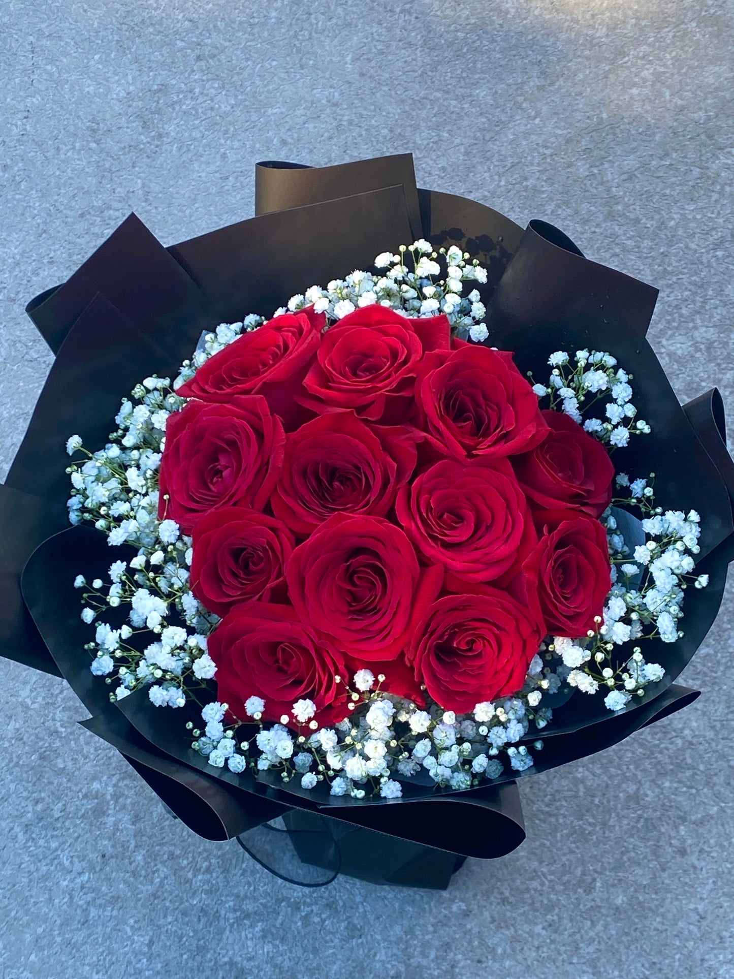Baby's Breath Rose Bouquet