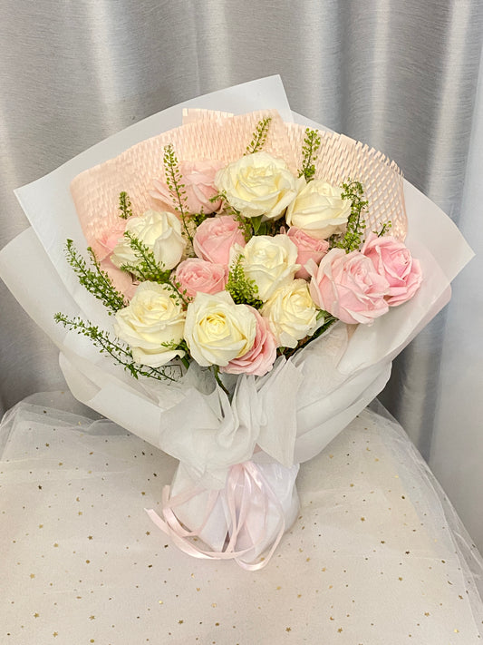 Pink&White Rose Bouquet