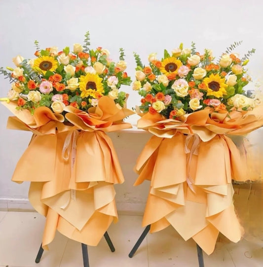 Golden Garden Style Opening Flower Basket