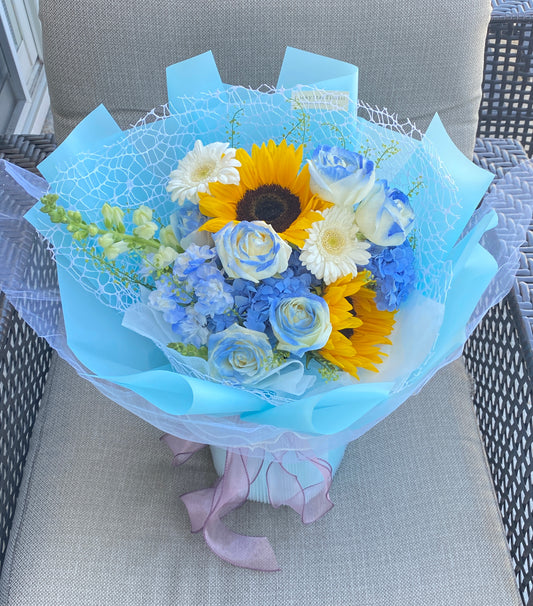 Blue Sunshine Bouquet
