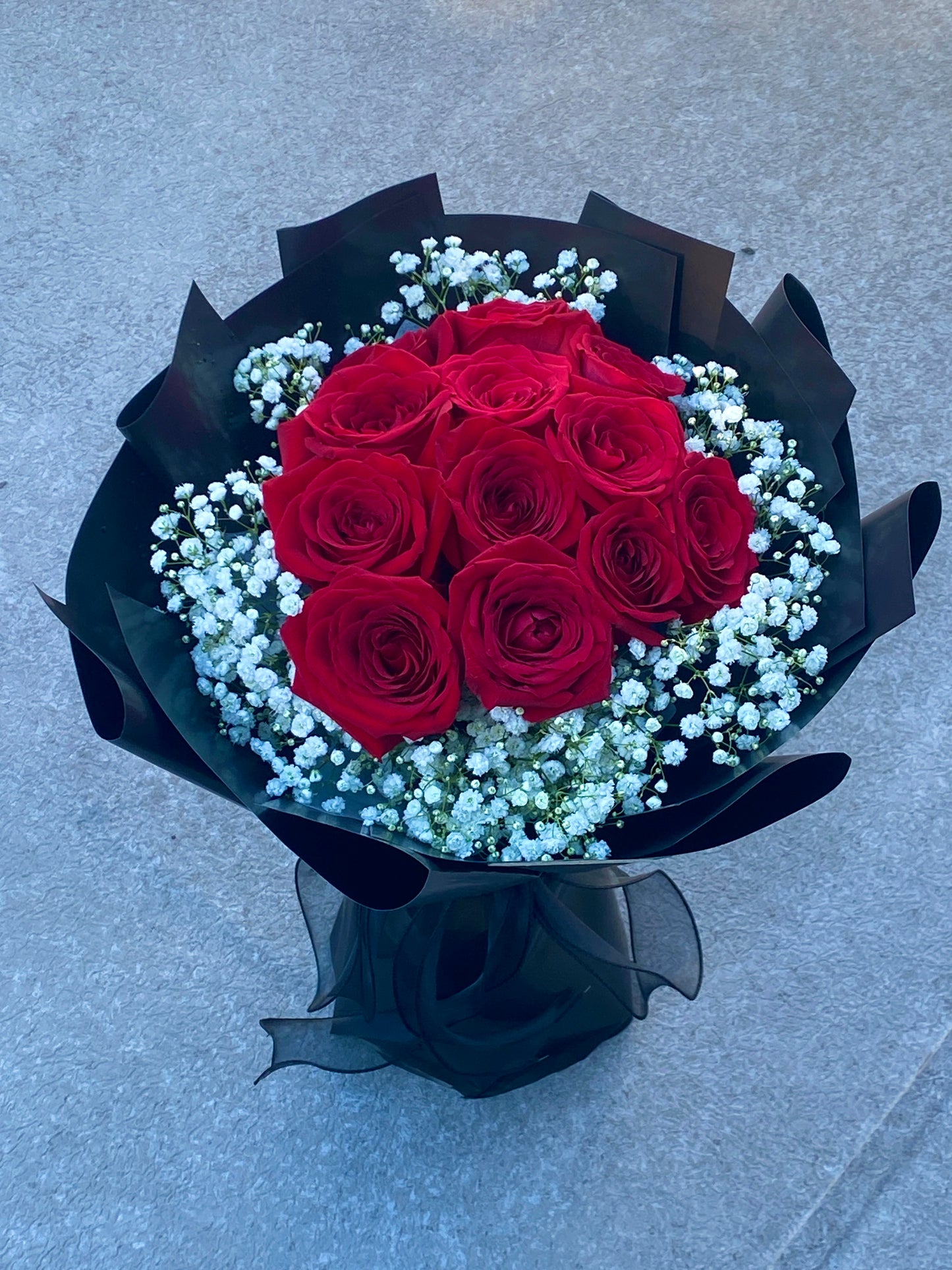 Baby's Breath Rose Bouquet
